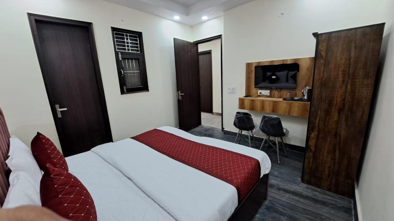 Deluxe Hotel 3*