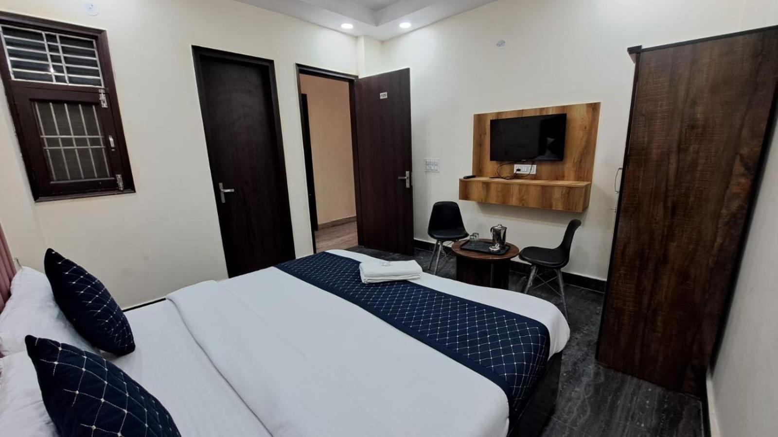 Deluxe 3* New Delhi